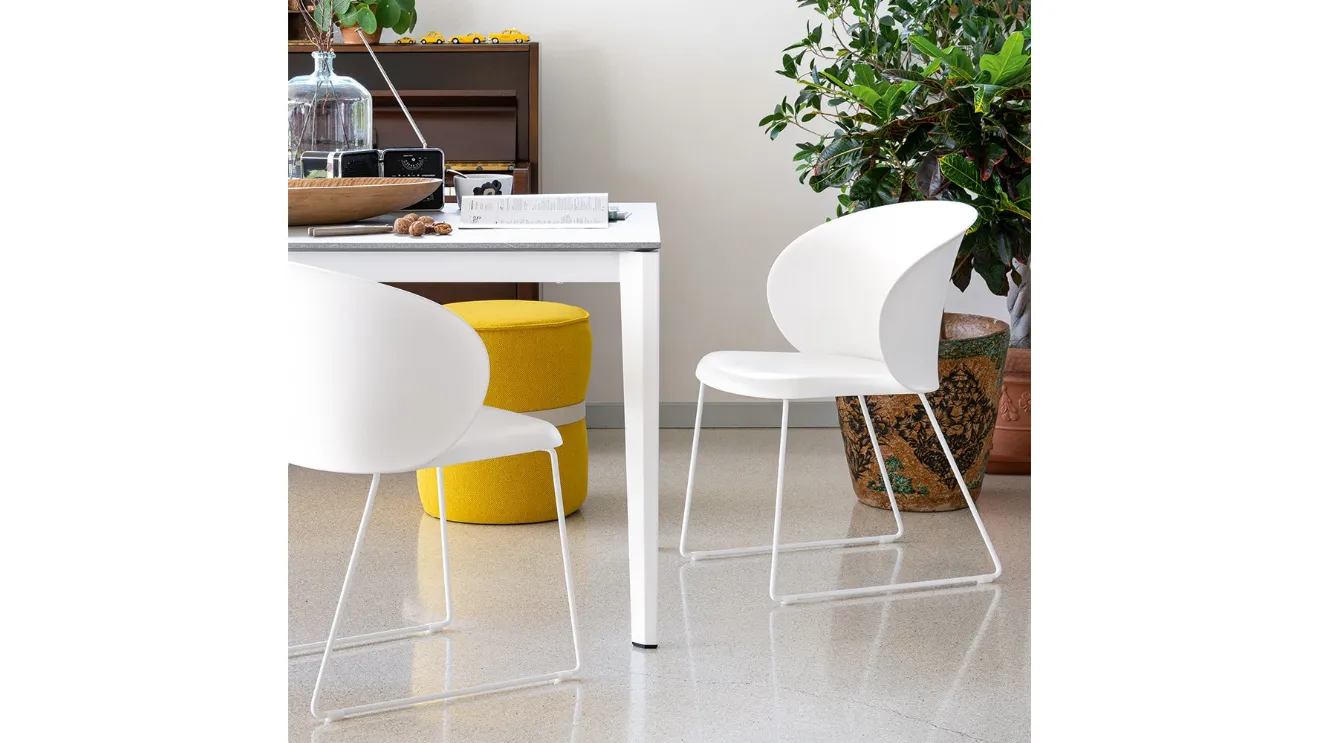 Polypropylene chair Tuka PL by Connubia.