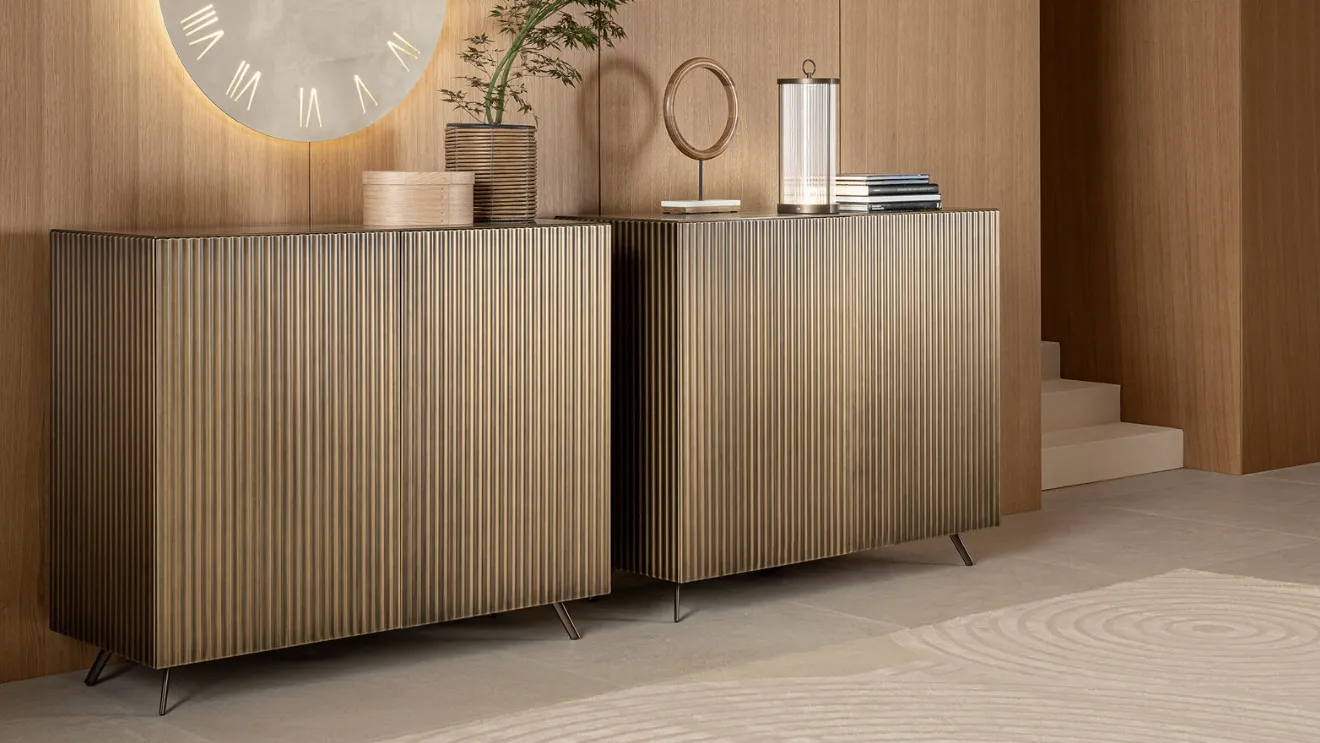 High sideboard in lacquered wood with brushed brass by Riflessi.