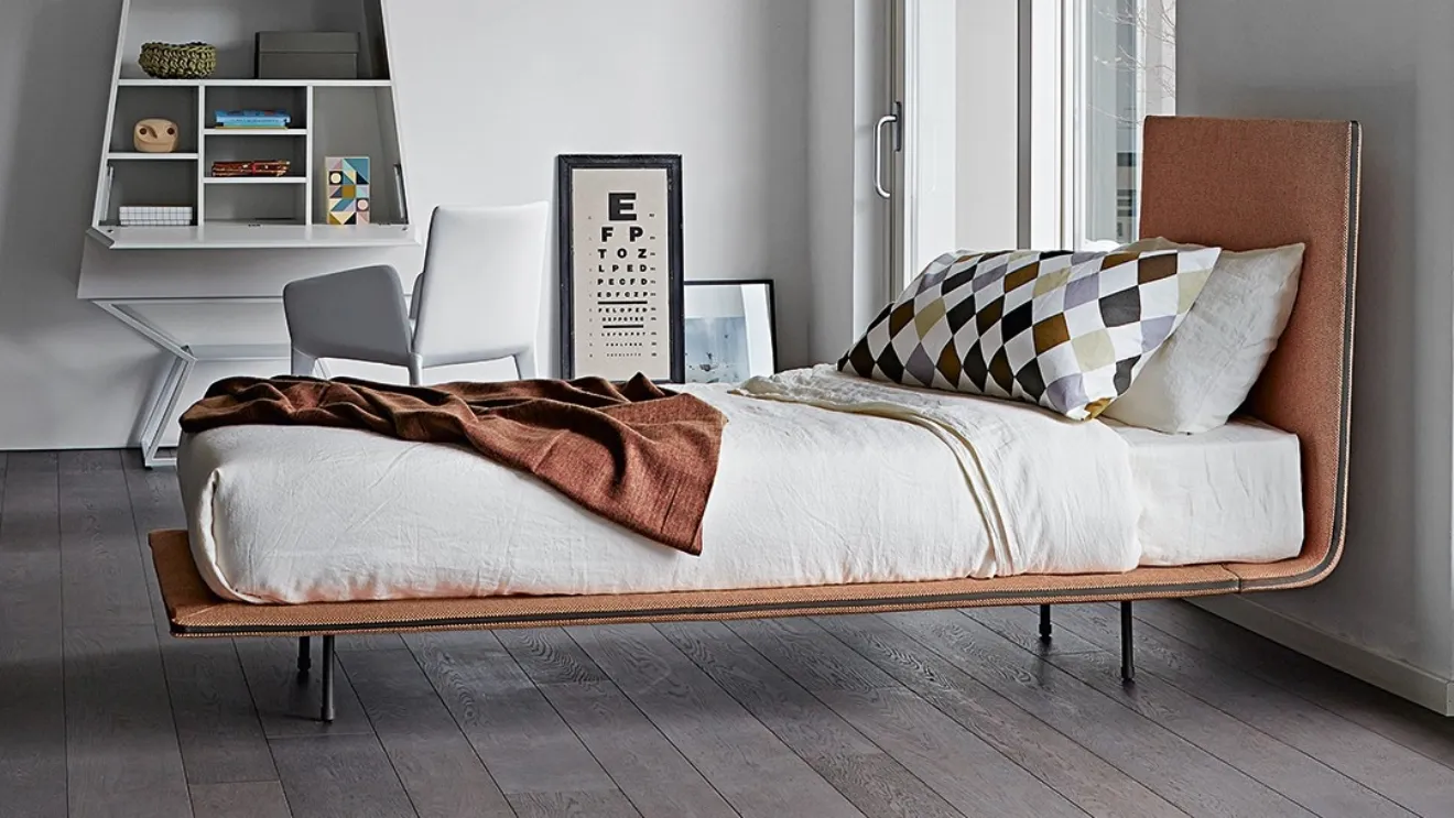 Bed with Thin headboard by Bonaldo.